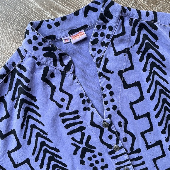 TIANELLO Dynasty Blouse with Engraved Metal Buttons in Grape Purple XL - Picture 15 of 16